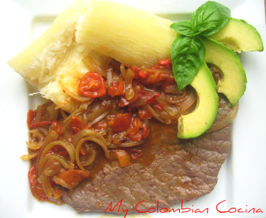 Carne en Salsa Criolla