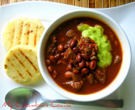 Sopa de Frijoles con Carne